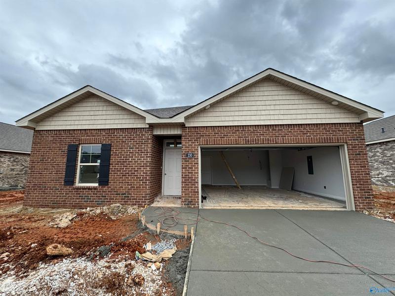 230 Antler Ridge Dr, Huntsville, AL 35811  MLS# 21847290 for Sale