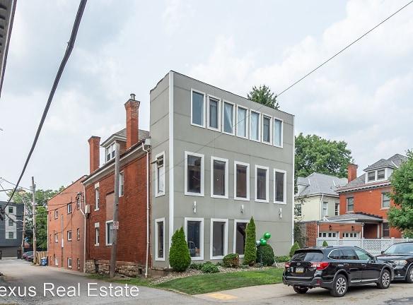 5747 Holden St - Pittsburgh, PA 15232 - Home For Rent