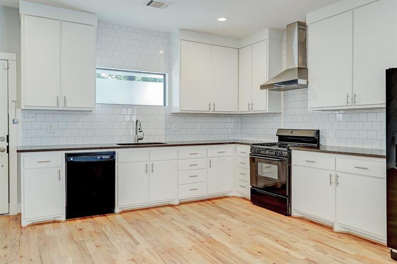 1619 Dumble St, HOUSTON, TX 77023 for Sale