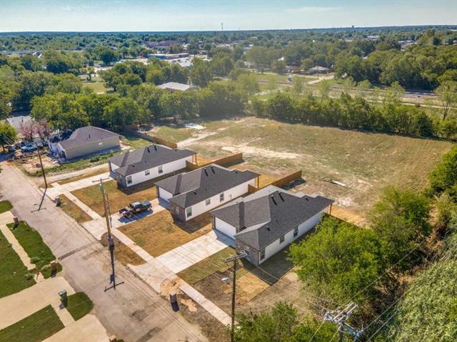 3105 SPENCER ST, Greenville, TX 75401 Single Family Residence For Sale  MLS# 20513444