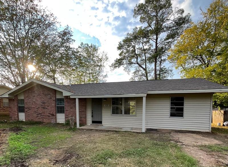 105 Frankens, Diboll, TX 75941 for Sale