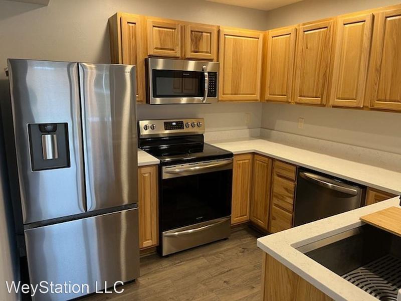 3334 W. Babbird St. Unit D  Newly remodeled 3 bedroom condo for Sale