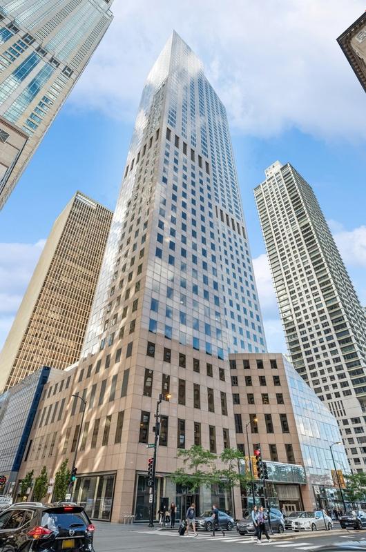950 N Michigan Ave #2804, Chicago, IL 60611 - MLS 11907251 for Sale