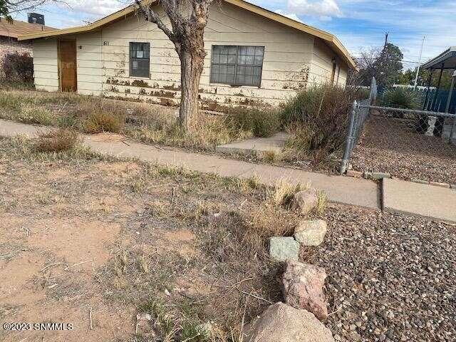 611 S 10th Street, Deming, NM 88030  610628546 for Sale