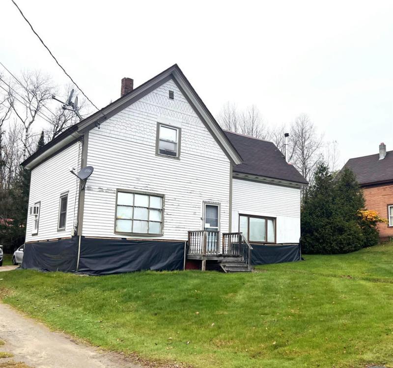 40 BEECH ST, Lunenburg, VT 05906 Single Family Residence For Sale  MLS# 4976180