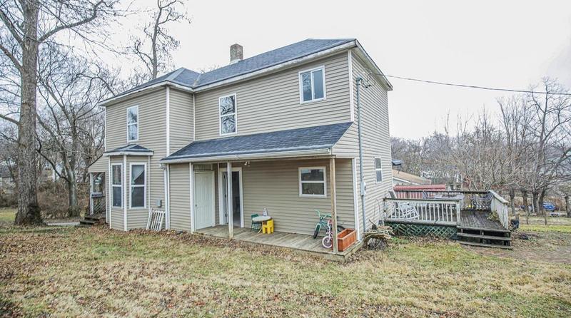 515 N 3rd St, De Soto, MO 63020 - MLS 24001525 for Sale