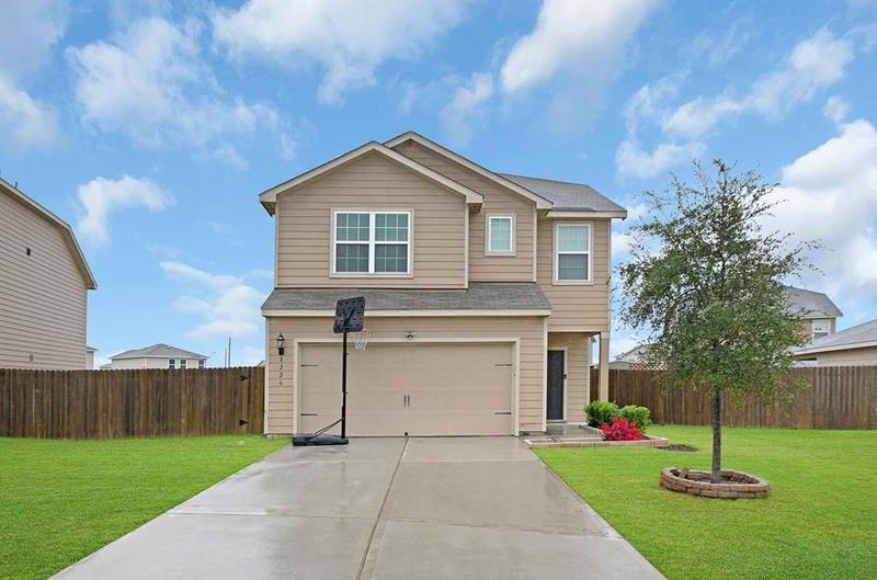 8226 Starfish Rd, Baytown, TX 77523 - MLS 92888645 for Sale