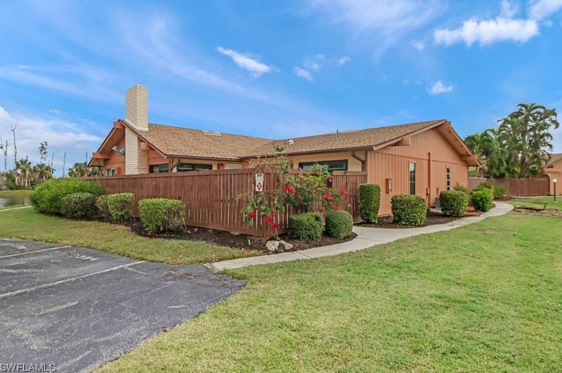 6384 Royal Woods Dr, Fort Myers, FL 33908 - MLS 223090212 for Sale
