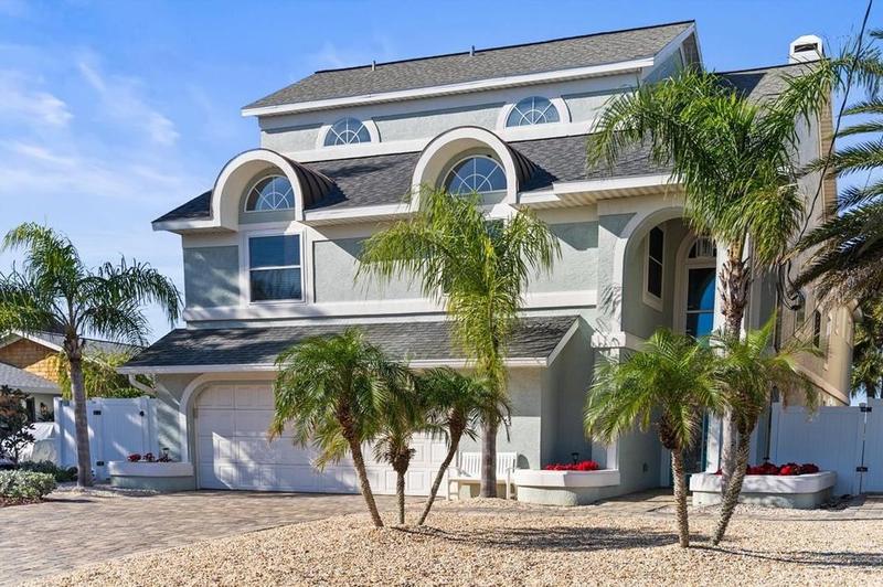 2534 Lakeshore Dr, Flagler Beach, FL 32136 - MLS V4933947 for Sale
