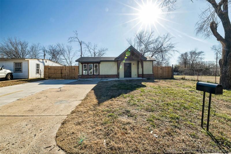 2840 E 44TH PL N, Tulsa, OK 74110 Single Family Residence For Sale  MLS# 2400856