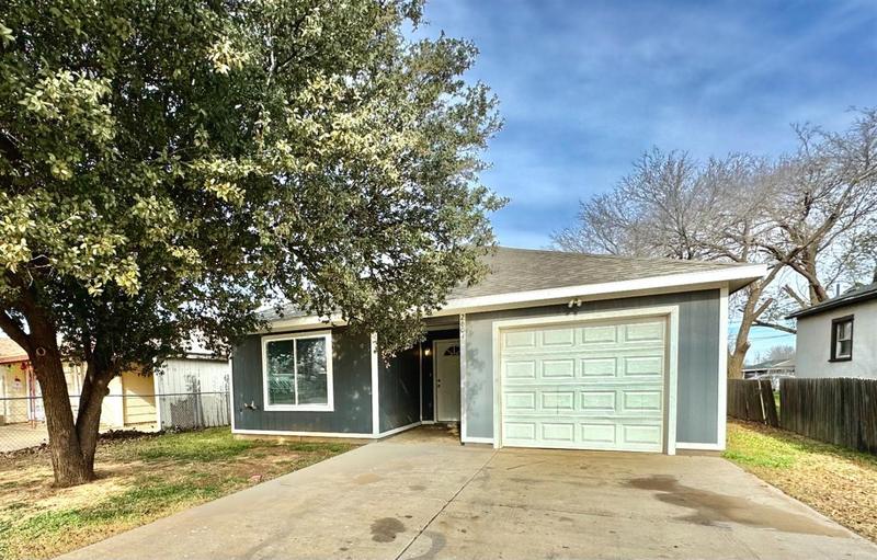 2604 Amherst Street, Lubbock, TX 79415 for Rent