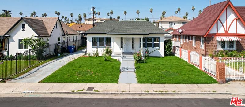 811 N Kenmore Ave, Los Angeles, CA 90029 - MLS 23-260921 for Sale