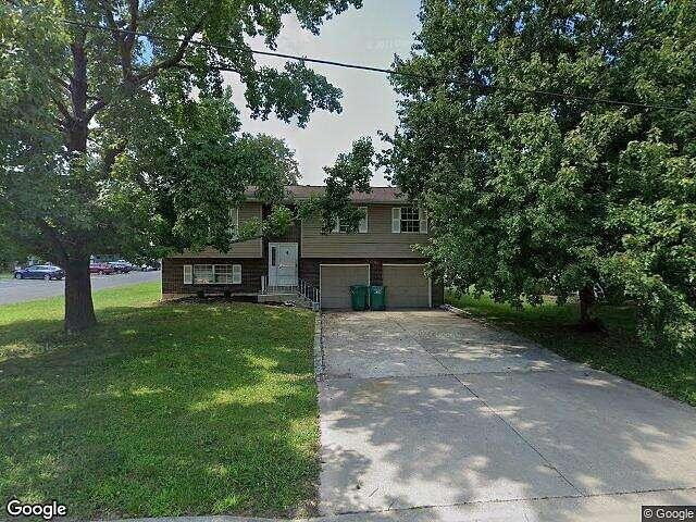 Lincoln, SMITHTON, IL 62285  614367119 for Sale