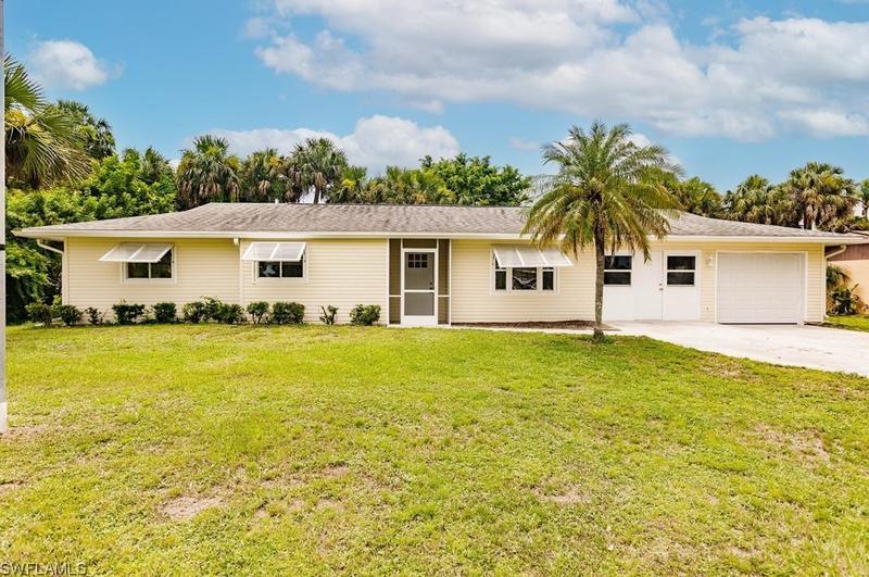 166 Dow Ln, North Fort Myers, FL 33917 - MLS 223065866 for Sale