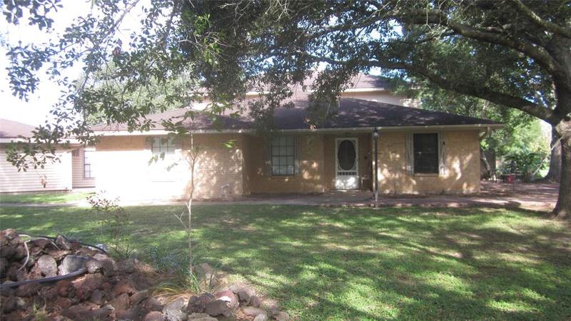 9804 Ironwood Ln, Fairchilds, TX 77469 for Sale