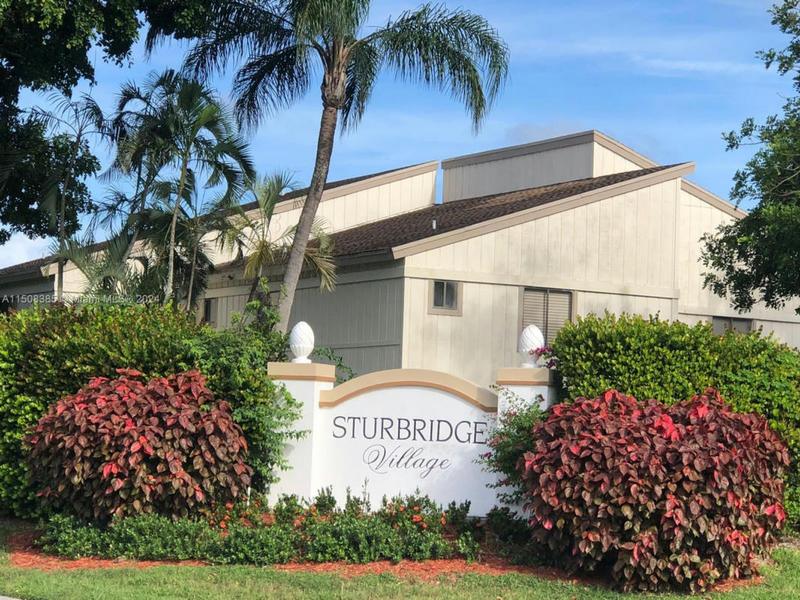 11877 STURBRIDGE LN, Wellington, FL 33414 Townhouse For Sale  MLS# A11508385