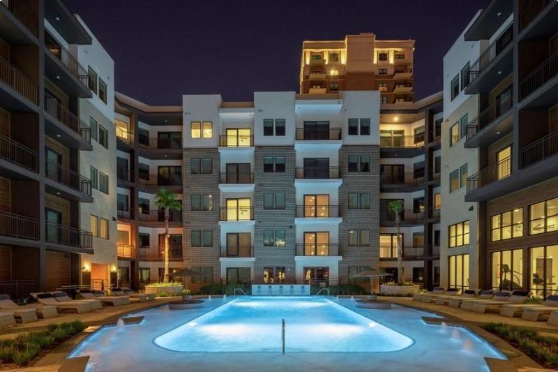 4641 Montrose Blvd Blvd B1-518, Houston, TX 77006 for Rent