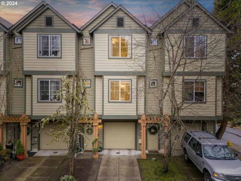 630 SW DILLAN DR, Beaverton, OR 97006 Condo/Townhouse For Sale  MLS# 24517721