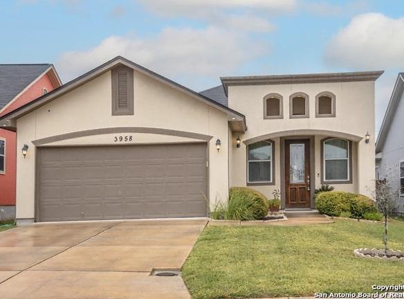 3958 Bacall Way - Converse, TX 78109 - Home For Rent