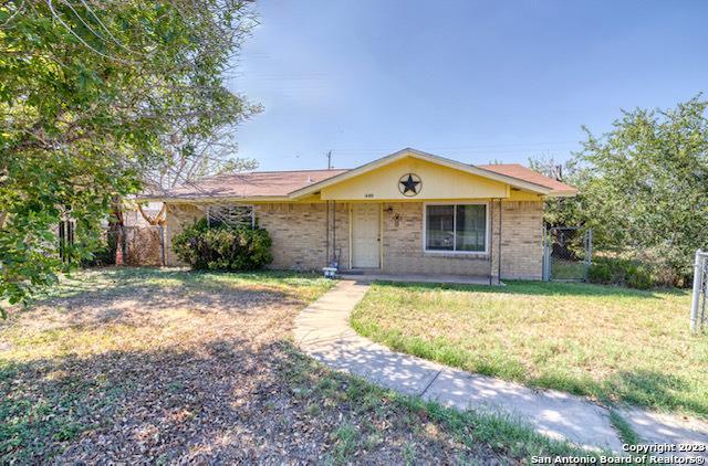 449 MELODY LN, Uvalde, TX 78801-3133 for Sale
