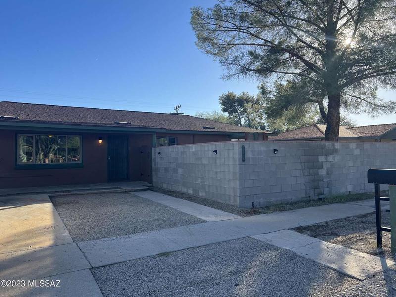 5526 E 20Th Street, Tucson, AZ 85711  621205137 for Sale