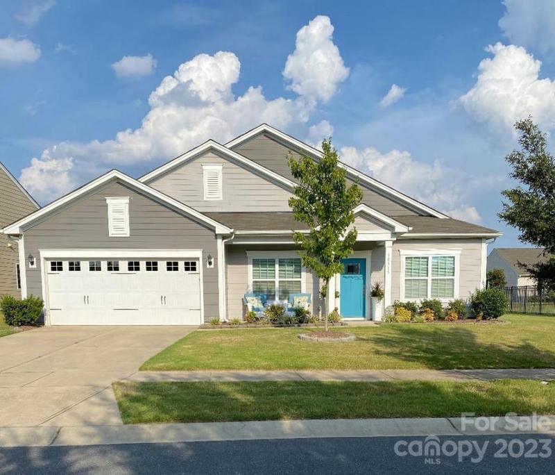 10515 MAGGIE MAY LN, Charlotte, NC 28278 Single Family Residence For Sale  MLS# 4096806