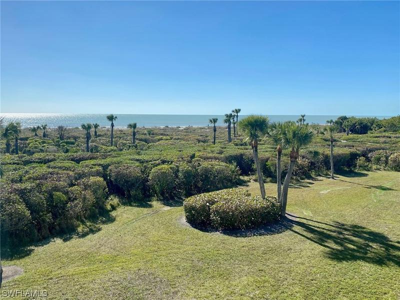 1919 Olde Middle Gulf Dr #103, SANIBEL, FL 33957  MLS# 223092498 for Sale