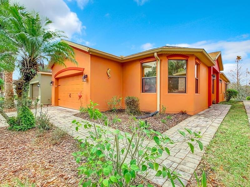 697 Grand Canal Dr, Poinciana, FL 34759 - MLS S5097133 for Sale
