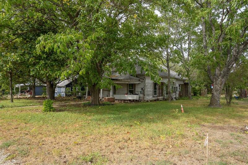 105 Barron St, Covington, TX 76636 for Sale