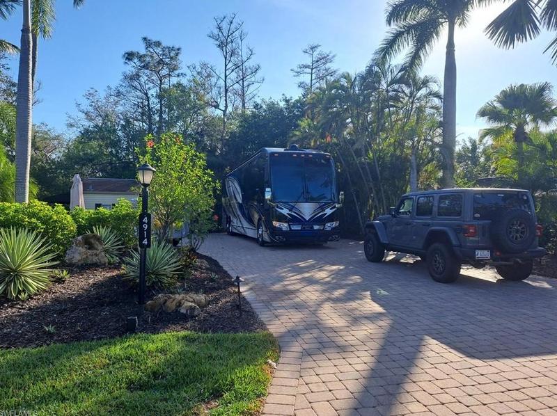 4914 Coach Ln, Naples, FL 34114 - MLS 223064726 for Sale