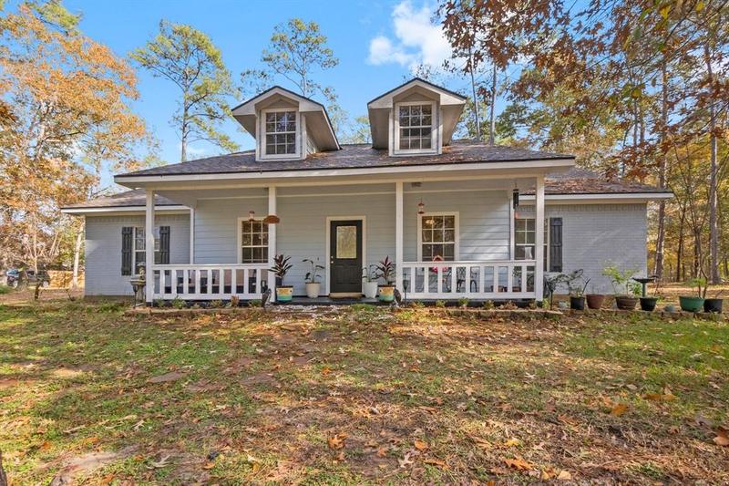 221 Lake Grove Dr, Coldspring, TX 77331 for Sale