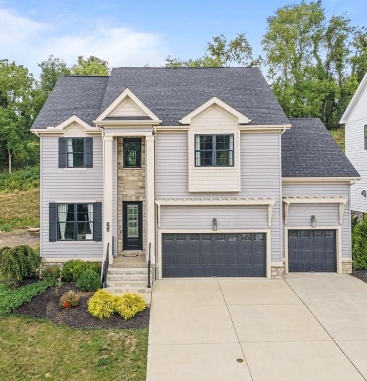 380 Buckingham Dr, Peters Township, PA 15367 - MLS 1619925 for Sale