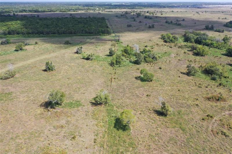 000 COUNTY RD 220, Angleton, TX 77515 for Sale