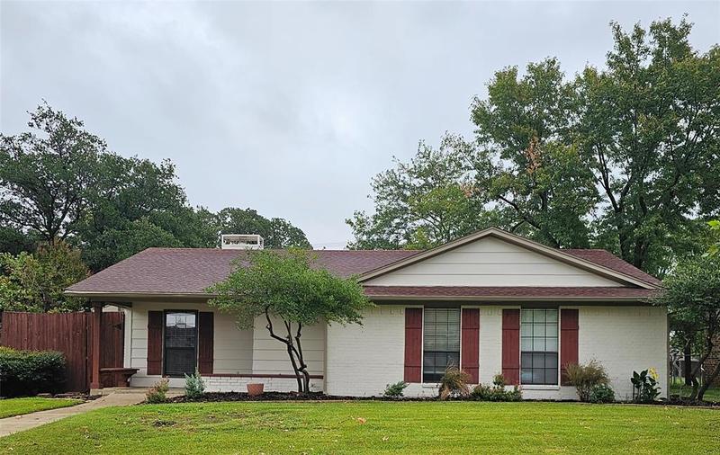 1905 Wisteria St, Denton, TX 76205 for Sale