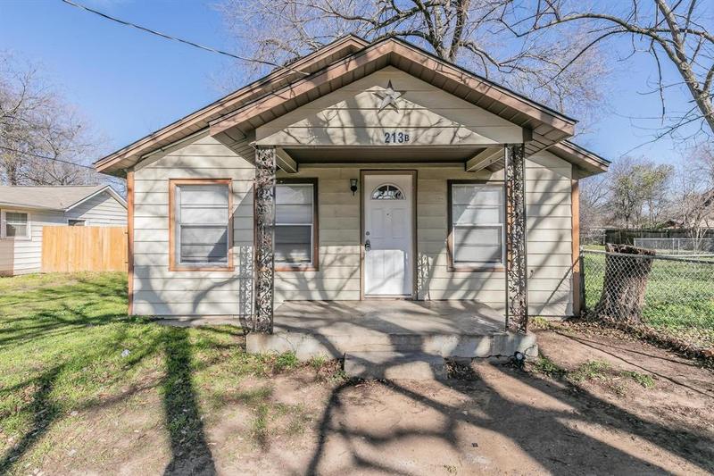 213 Eureka St B, Weatherford, TX 76086 for Rent