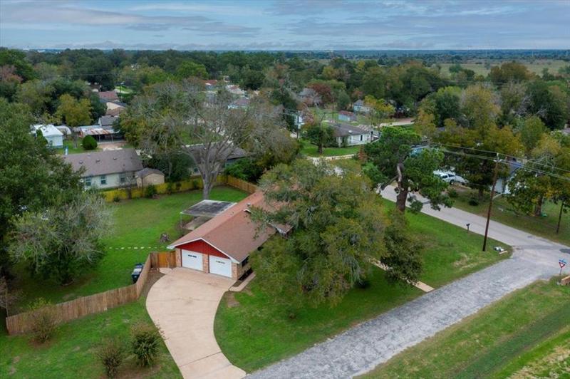 304 N Fowlkes St, Sealy, TX 77474 for Sale