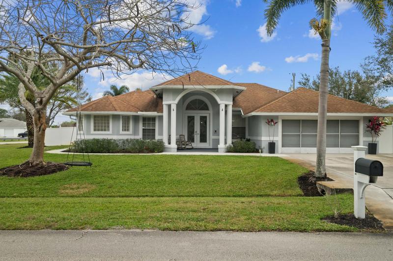 1501 SE North Blackwell Dr, Port Saint Lucie, FL 34952 - MLS RX-10949613 for Sale