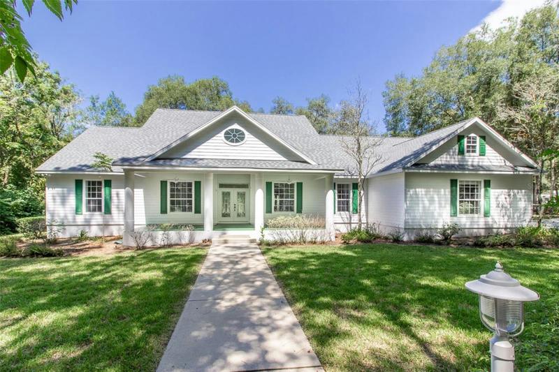 4520 NE 36TH AVE, OCALA, FL 34479 Single Family Residence For Sale  MLS# OM663101