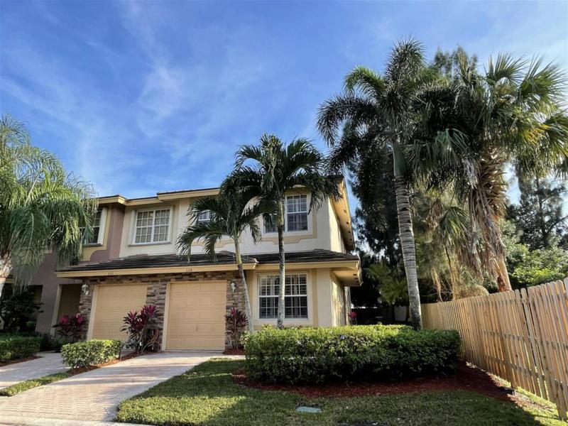 328 SE BLOXHAM WAY, Stuart, FL 34997 Townhouse For Sale  MLS# RX-10946263