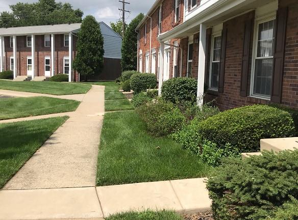 Charring Cross Apartments - 522 Knights Way - Westerville, OH Apartments for Rent