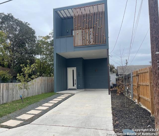 245 W FEST ST, San Antonio, TX 78204-1612 for Rent