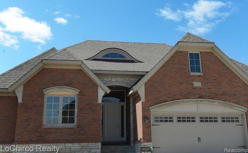 16949 Glenhurst Dr, Macomb Twp, MI 48044 - MLS 20230089990 for Sale