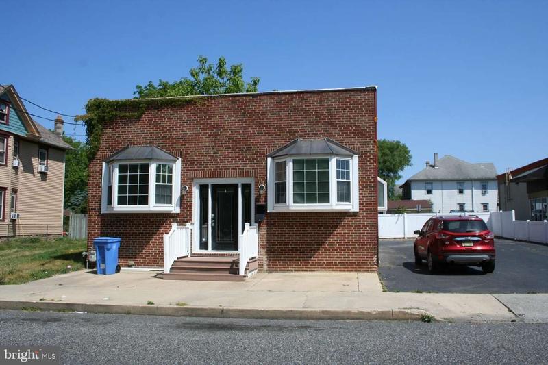 17 W CENTER STREET, CLAYTON, NJ 08312  613193751 for Sale