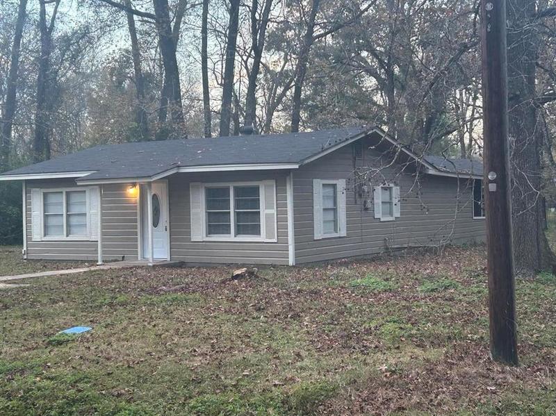 271 N Ross Ave, Shepherd, TX 77371 for Sale
