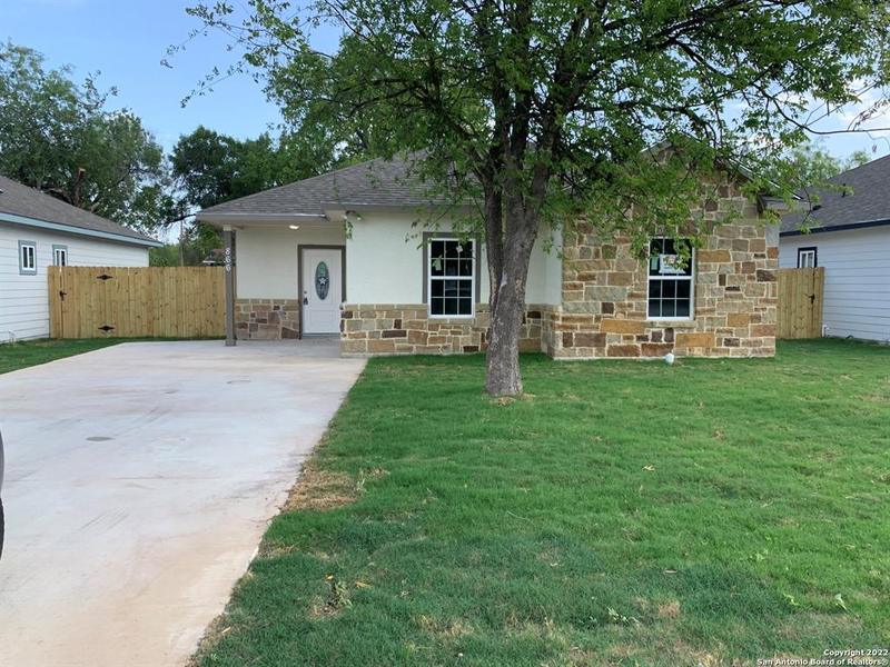 866 W Southcross Blvd, San Antonio, TX 78211 for Sale