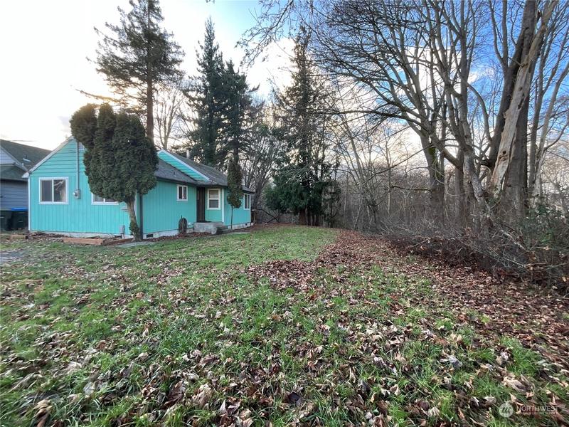 501 E 4th St, Port Angeles, WA 98362  MLS# 2190980 for Sale