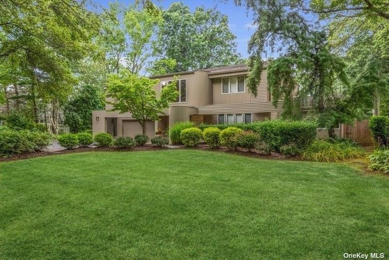 Melville, Suffolk County, NY House for sale Property ID: 417381049