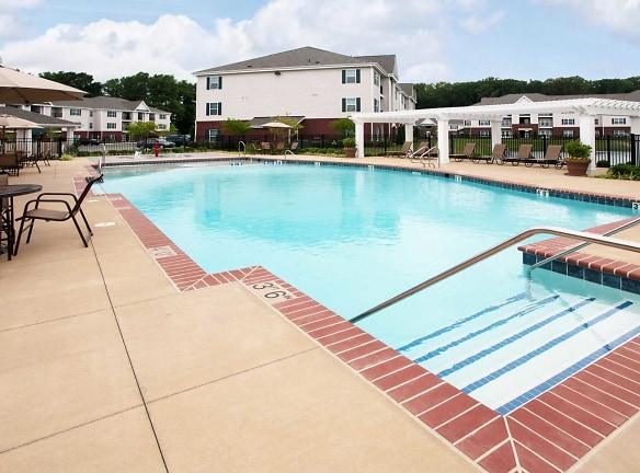 Heritage Forest - 901 Forest Lake Ct - Newport News, VA Apartments for Rent