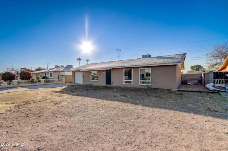 4007 W OSBORN RD, Phoenix, AZ 85019 Single Family Residence For Sale  MLS# 6639075 for Rent