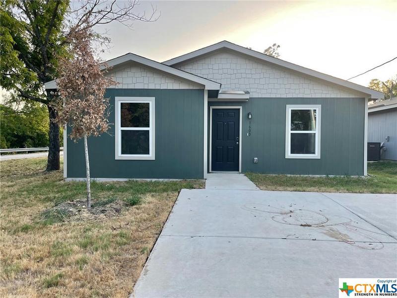 1600 STARCKE ST, Seguin, TX 78155 Single Family Residence For Sale  MLS# 515760